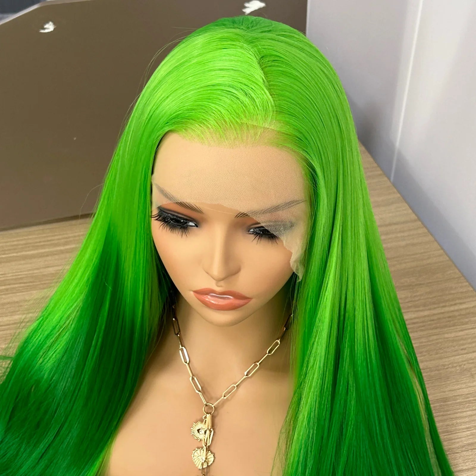 Ombre Wigs for Women Long Silky Straight Synthetic Hair Free Part Yaki Highlight Ombre Green Two Tones 13X4 Lace Glueless Wig